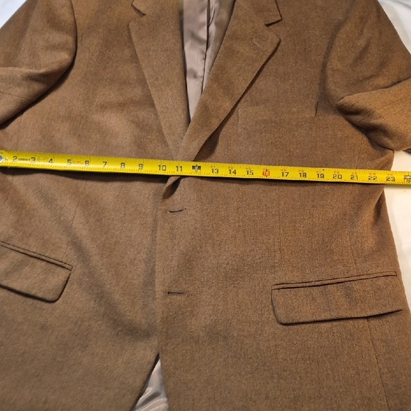Andrew Fezza Tan Sport Coat - Picture 10 of 16